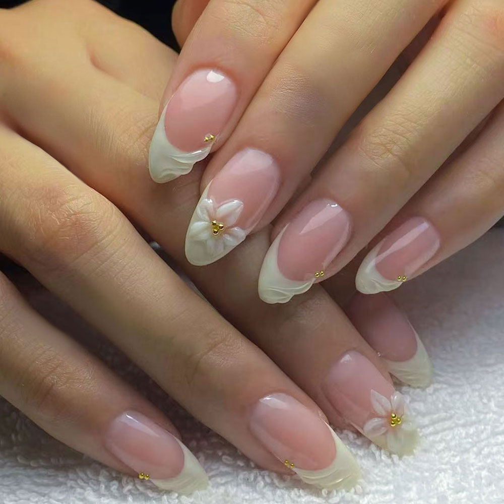24 個のアーモンド 3D ジェルネイル クジラ柄 パールブ - 3D Printing Nails のレビューと価格
