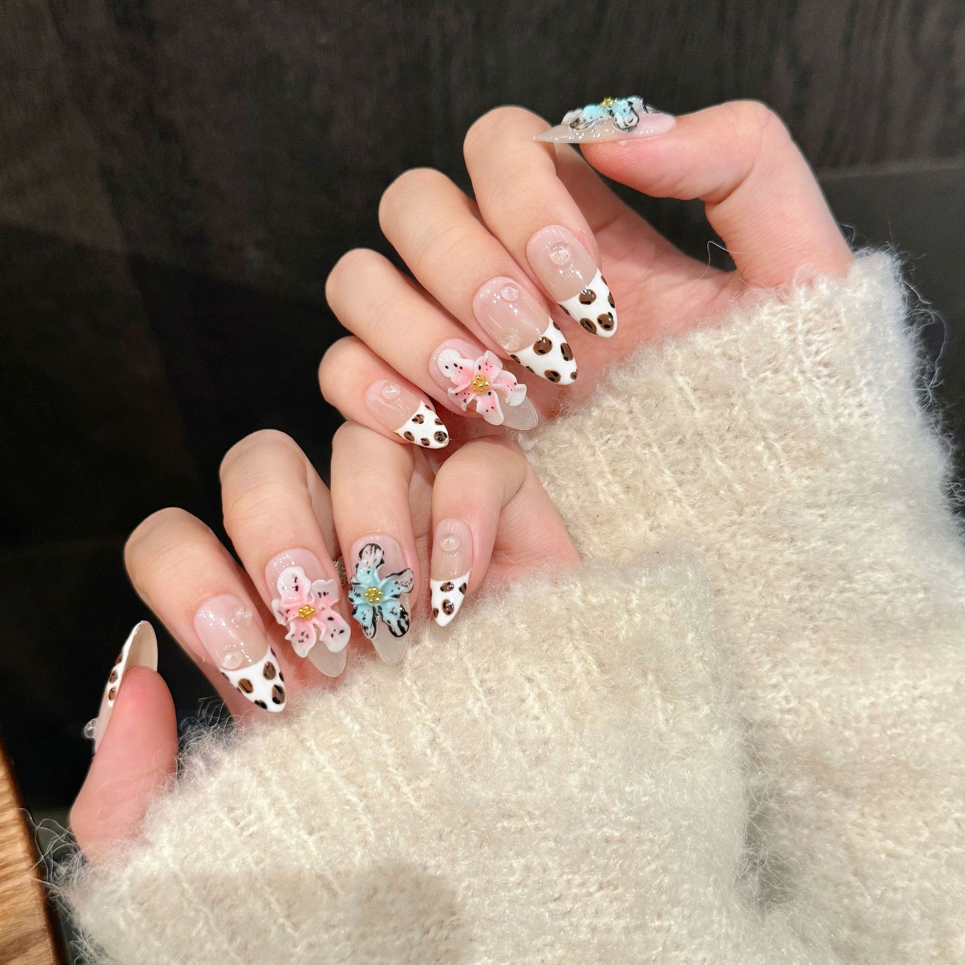 手作りのヒョウ柄の偽の爪,光沢のあるアーモンド,3D彫刻,悪 - 3D Printing Nails のレビューと価格