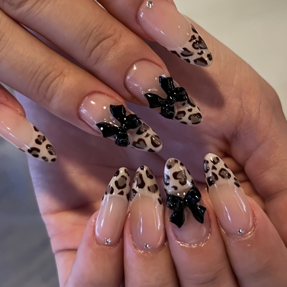 24個入り フレンチアーモンド型 レオパード柄 つけ爪 3D - 3D Printing Nails のレビューと価格